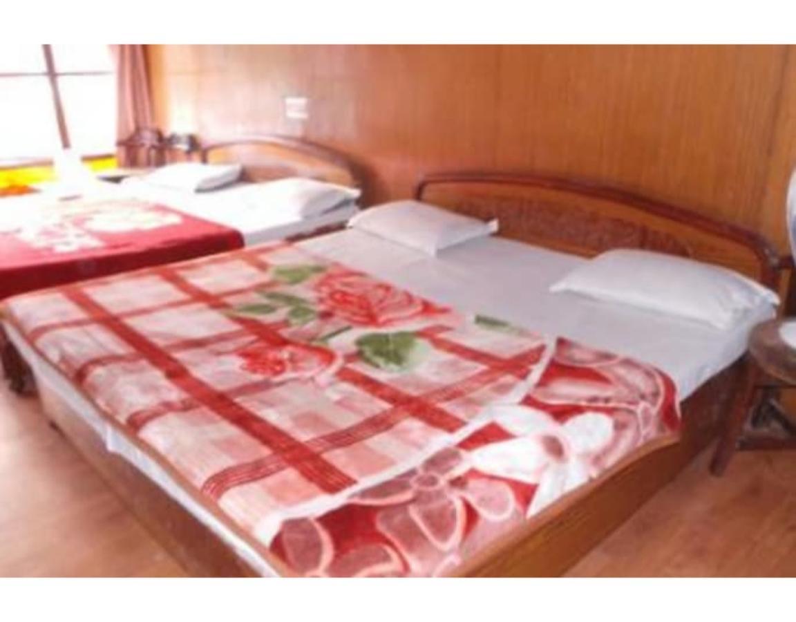 Hotel Darpan Нейнитал Екстериор снимка